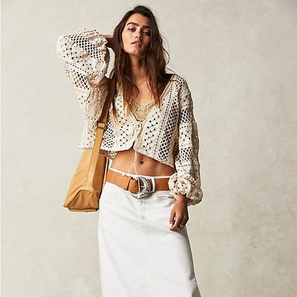 Free People / Jen’s Pirate Booty Crochet Madrigal Cropped Blouse - Picture 7 of 7